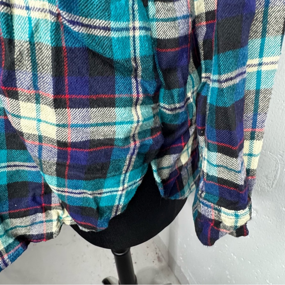 Aerie American Eagle boyfriend fit women’s plaid shirt - Picture 10 of 12